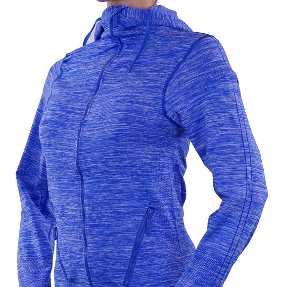 Yelete Tops - Hoodie with long sleeves and pockets Blue